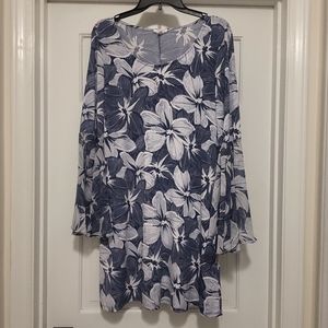 Westport summer flowy floral dress with flare sleeves, size L